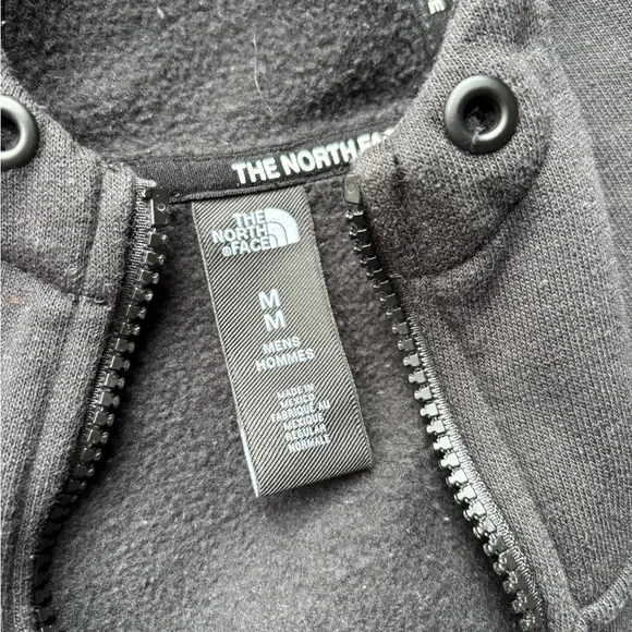 The North Face Men's Black Hoodie Jacket Size Medium New - Picture 3 of 4